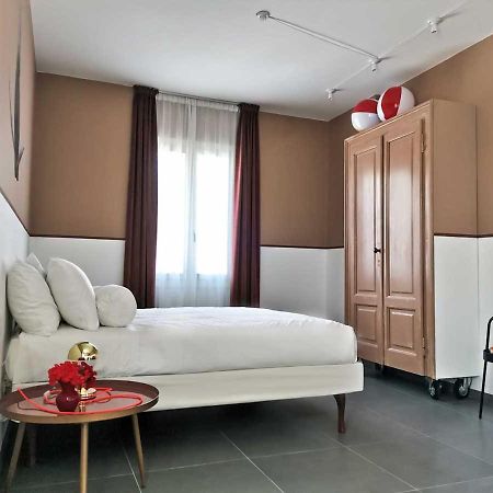 Casa Sebina - Your Design Home On The Lake - 3 Bathrooms 3 Bedrooms Ντεζεντσάνο ντελ Γκάρντα Εξωτερικό φωτογραφία
